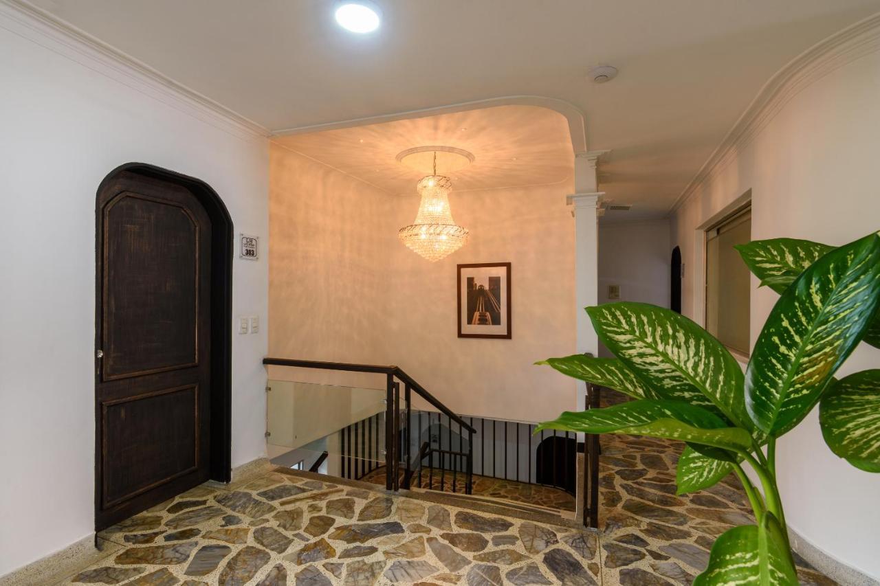 Like Home Hotel Boutique Medellín Buitenkant foto