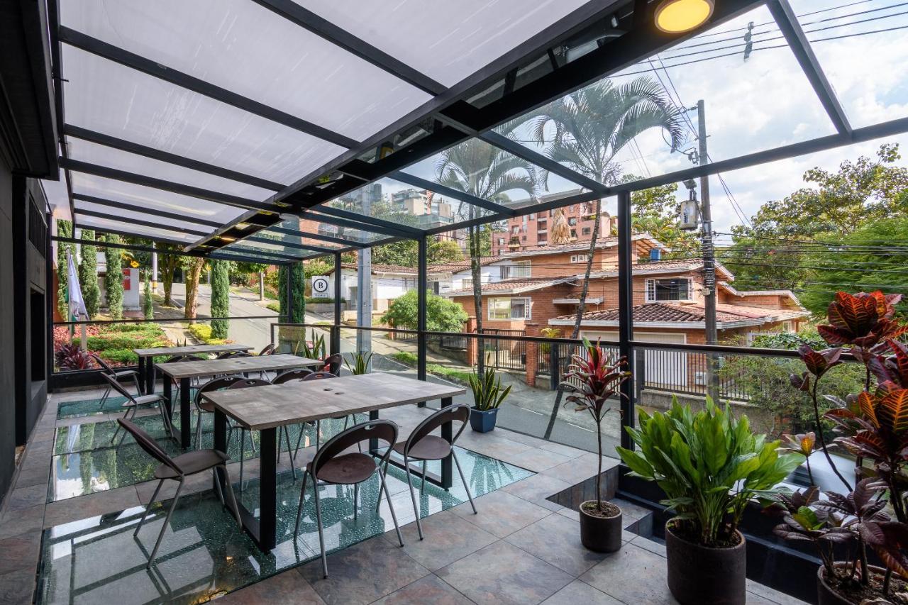 Like Home Hotel Boutique Medellín Buitenkant foto