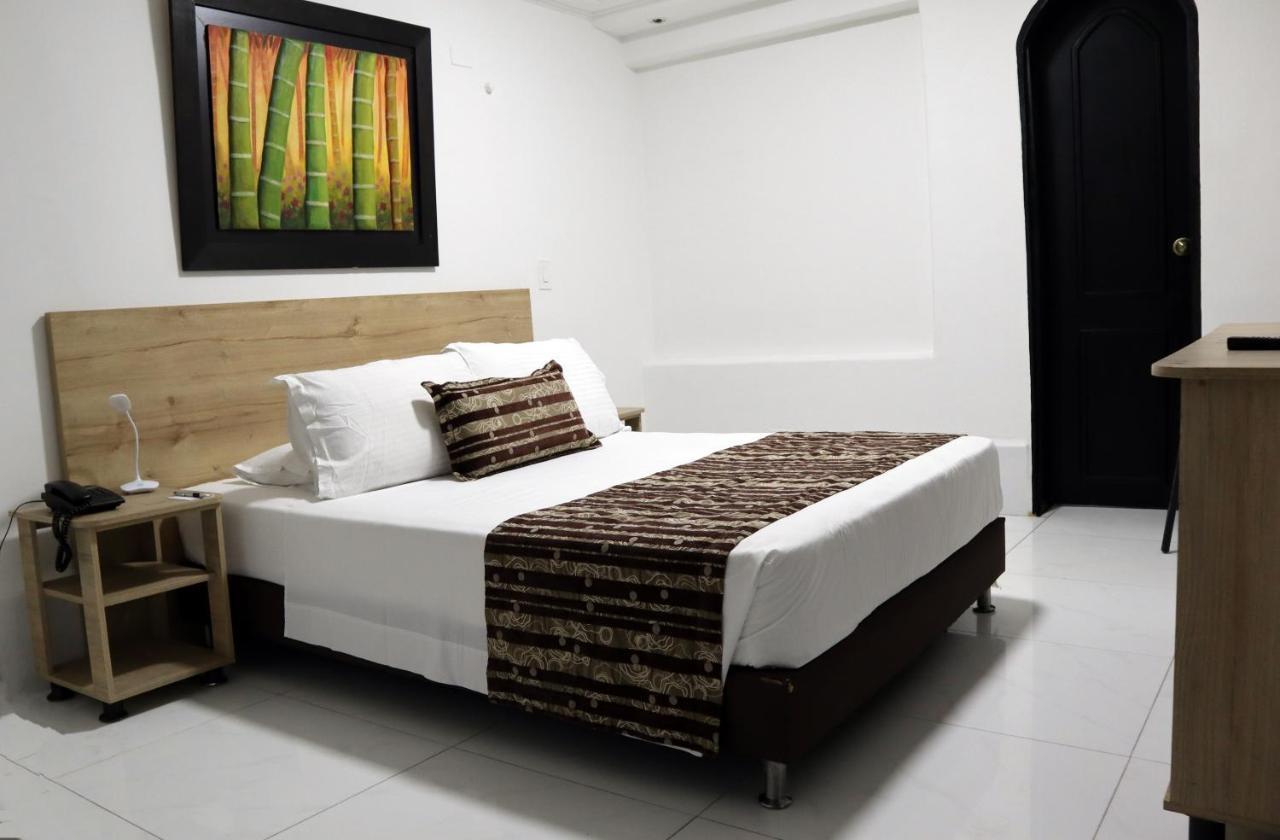 Like Home Hotel Boutique Medellín Buitenkant foto