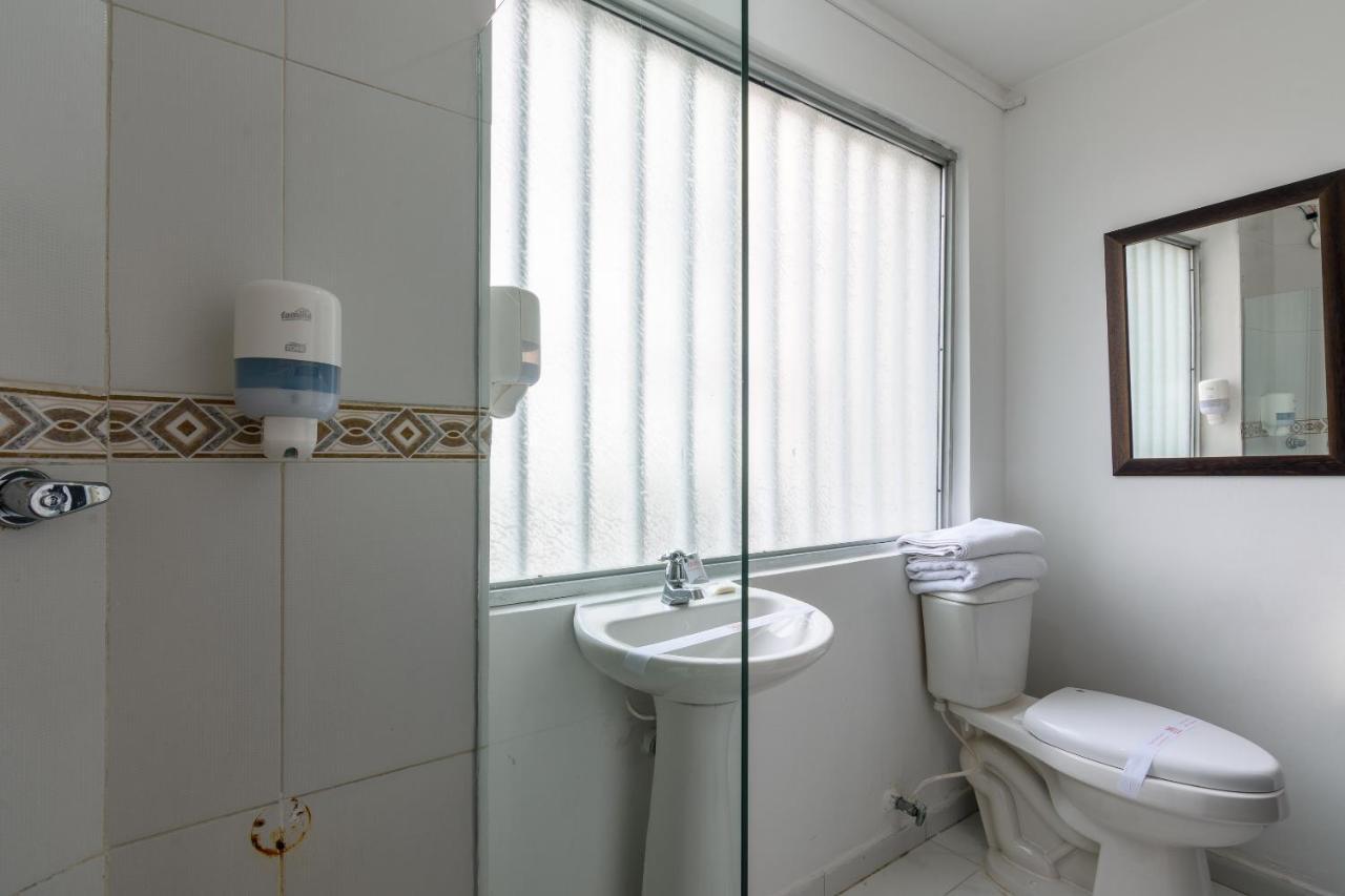 Like Home Hotel Boutique Medellín Buitenkant foto