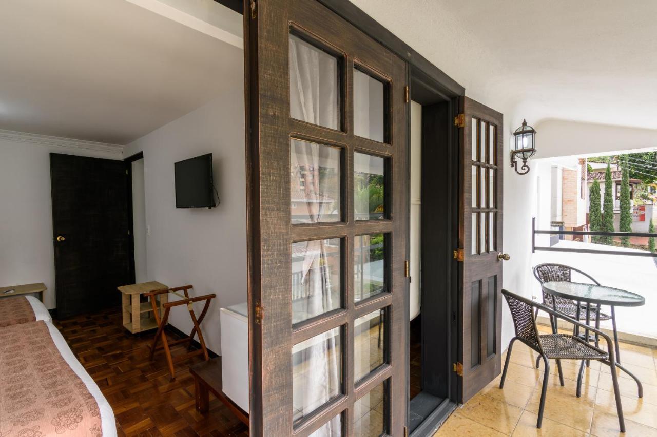 Like Home Hotel Boutique Medellín Buitenkant foto
